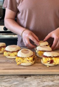 Read more about the article Simple Breakfast Meal Prep for the Week (Mom of 3 Edition)